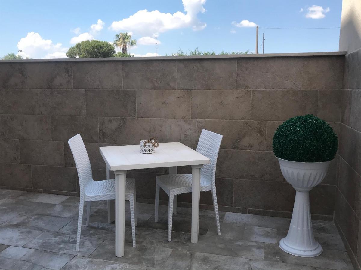 Monolocali White Angel Apartments 切萨雷奥港 外观 照片