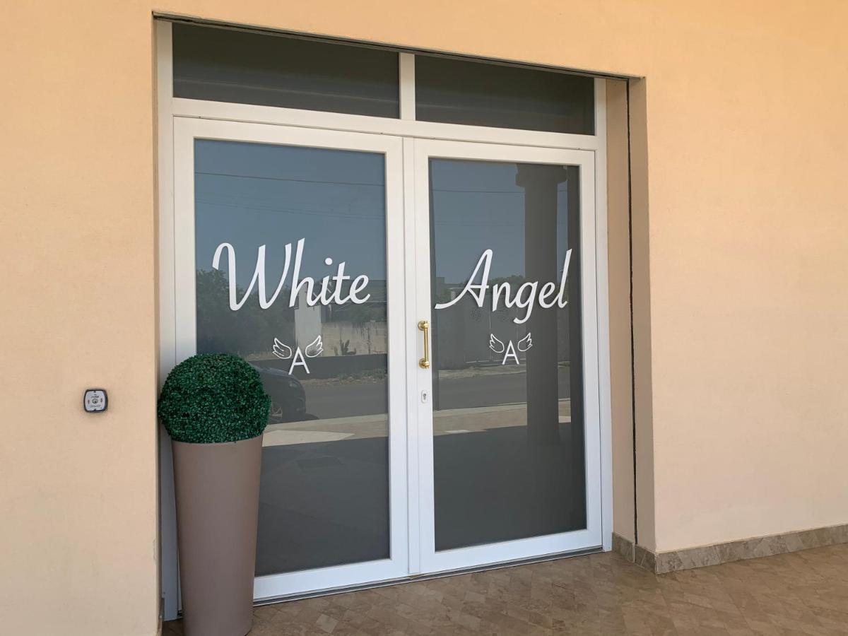 Monolocali White Angel Apartments 切萨雷奥港 外观 照片