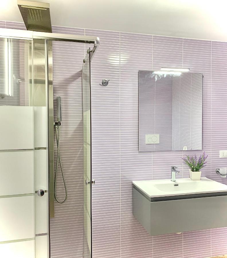 Monolocali White Angel Apartments 切萨雷奥港 外观 照片