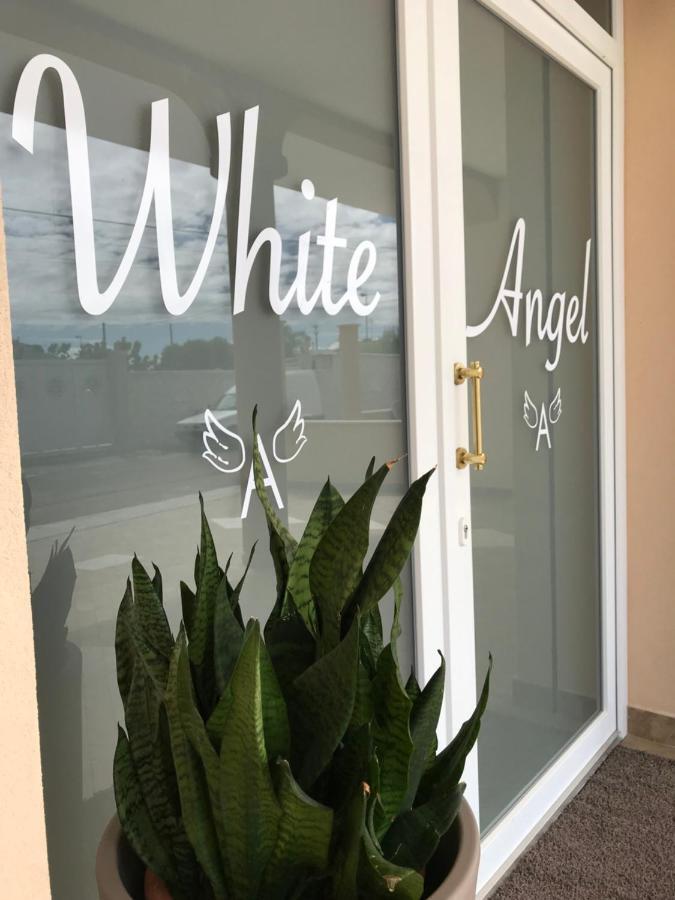 Monolocali White Angel Apartments 切萨雷奥港 外观 照片